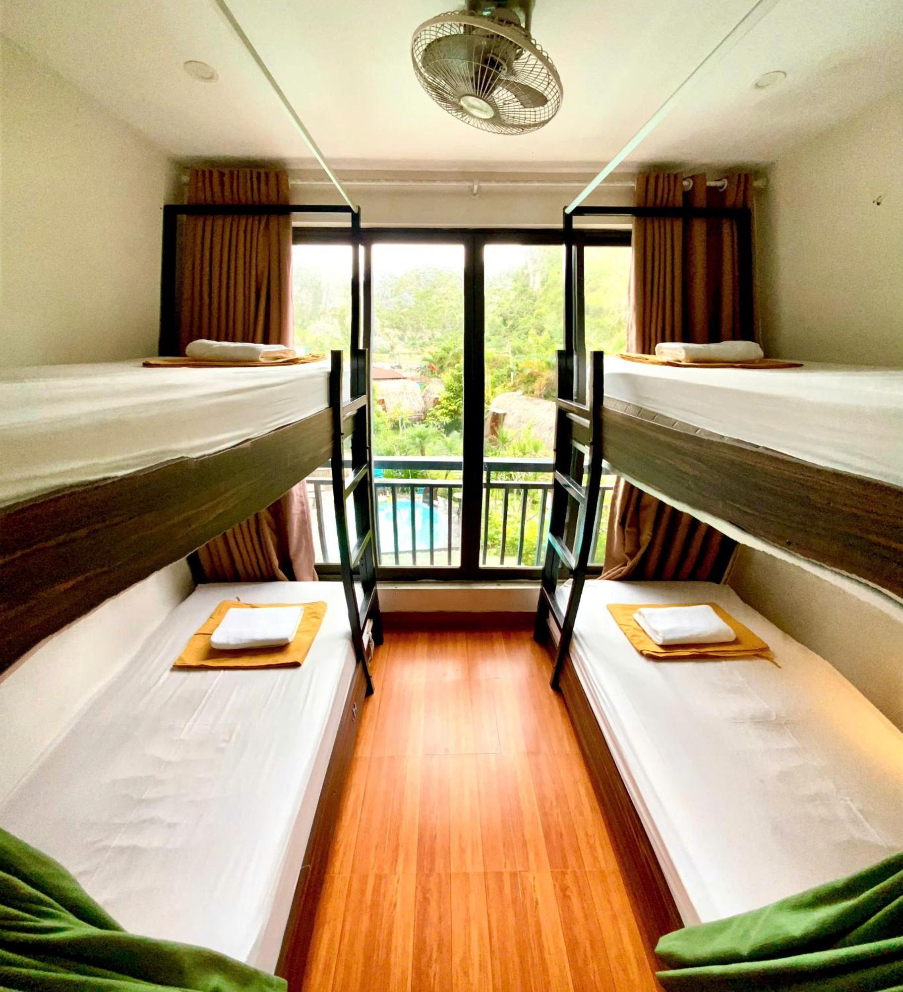 Catba Backpackers Hostel & Pool Bar Chan Chau 外观 照片